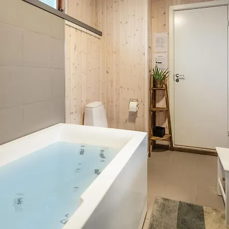 Four-bedroom In Brenderup Fyn Vedelshave